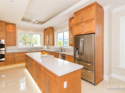 House · For sale · 6 bedrooms