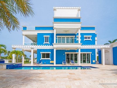House · For sale · 6 bedrooms
