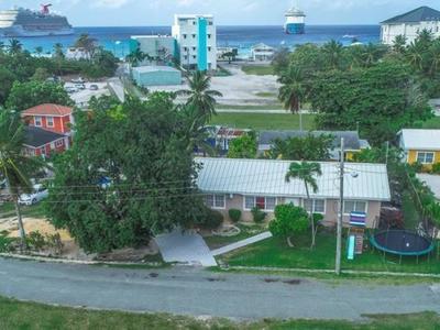 House · For sale · 3 bedrooms