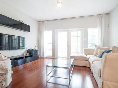 House · For sale · 2 bedrooms