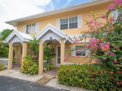 House · For sale · 2 bedrooms