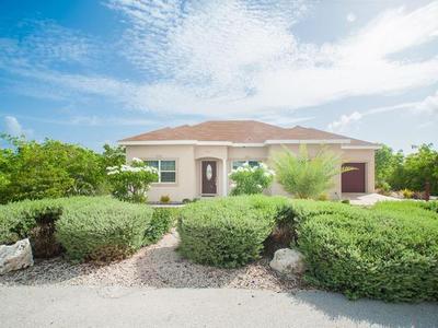 House · For sale · 3 bedrooms