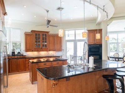 House · For sale · 5 bedrooms