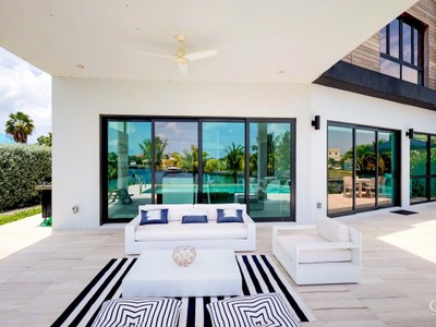 House · For sale · 5 bedrooms