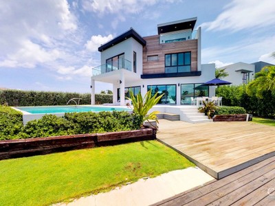 House · For sale · 5 bedrooms