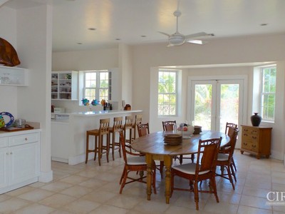 House · For sale · 4 bedrooms