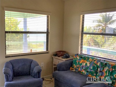 House · For sale · 1 bedroom