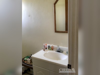 House · For sale · 1 bedroom