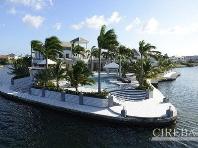 House · For sale · 6 bedrooms