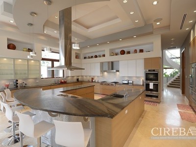 House · For sale · 6 bedrooms