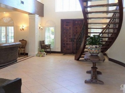 House · For sale · 4 bedrooms