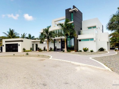 House · For sale · 5 bedrooms