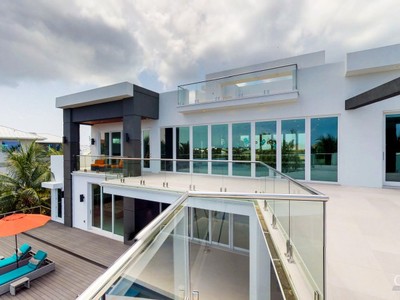 House · For sale · 5 bedrooms