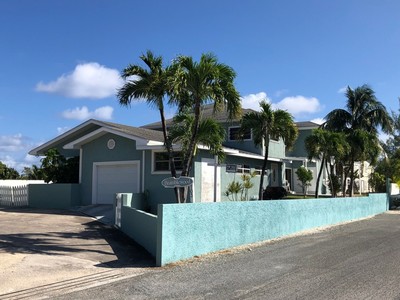 House · For sale · 9 bedrooms