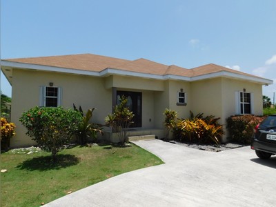 House · For sale · 3 bedrooms