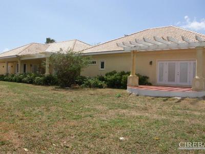 House · For sale · 5 bedrooms