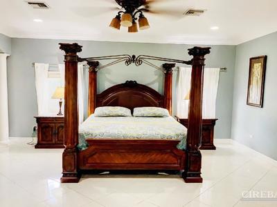 House · For sale · 5 bedrooms