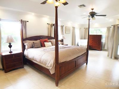 House · For sale · 4 bedrooms