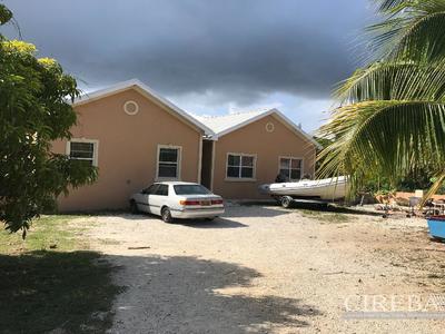 House · For sale · 5 bedrooms