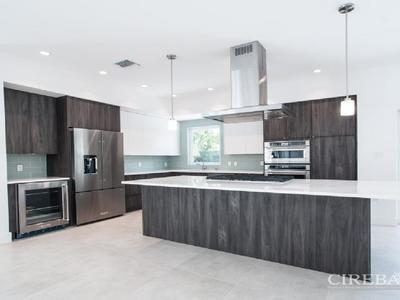 House · For sale · 4 bedrooms