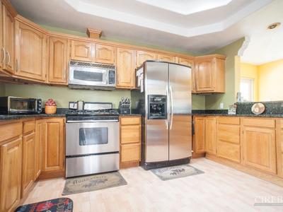 House · For sale · 4 bedrooms